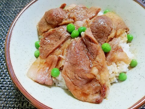 漬けダレで簡単♪豚ロースの豚丼